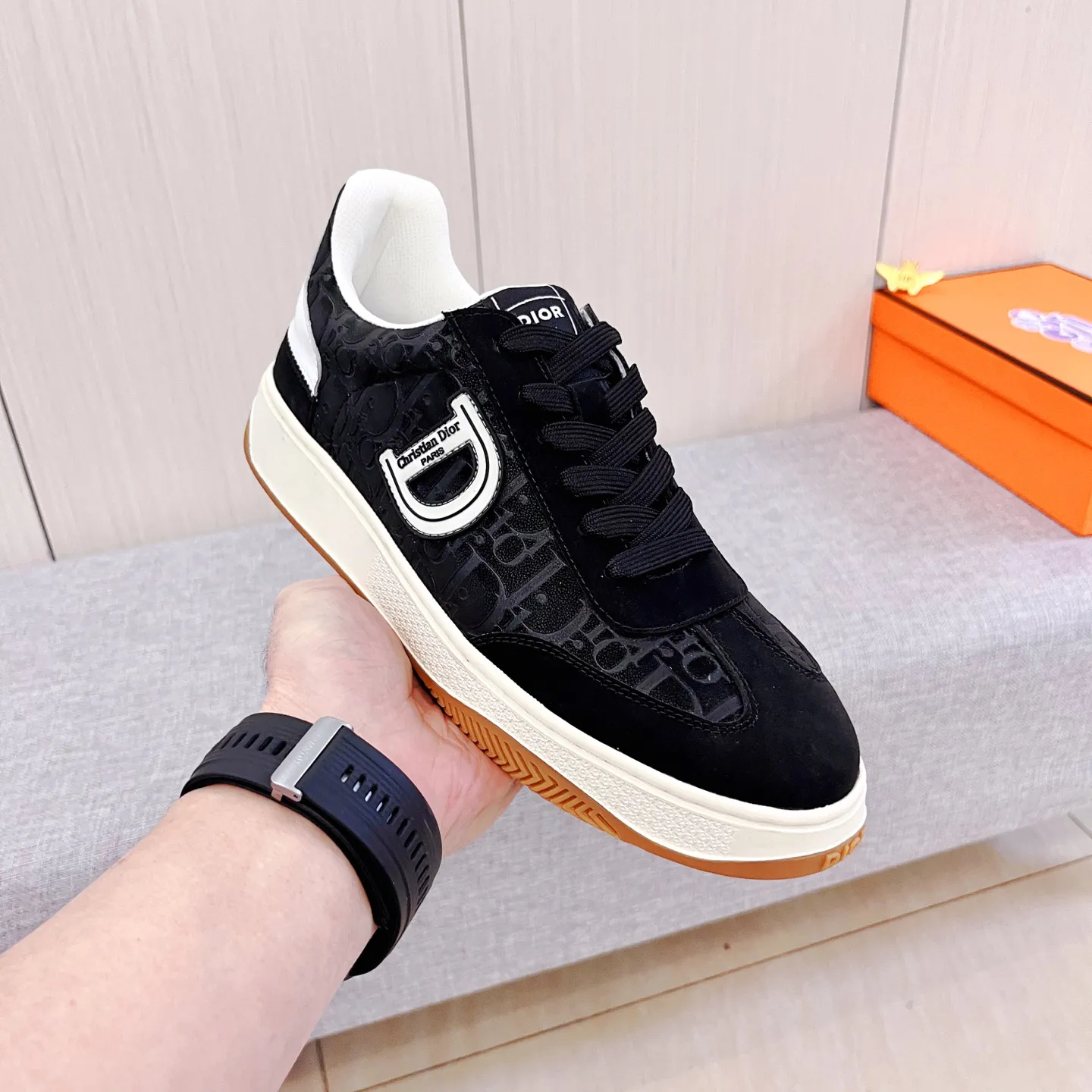 🚘🚘Factory batch 400💰[Dior]🔥Men's high-end brand of shoes official website 1:1 latest masterpiece: the upper is made of first-layer cowhide imported from Italy with a comfortable and breathable lining➕original non-slip and wear-resistant outsole🔥, making walking more convenient and comfortable! An exclusive new model, a stunning work, a beautiful 1:1 replica [color] compared to the official quality! Create a fashionable personality to set off your uniqueness! A must-have for trendy men! Classic🔥Size: 38-44 Color: 🔥Multiple colors available🔥.